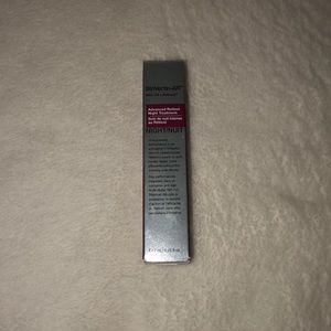 Advanced retinol night treatment
